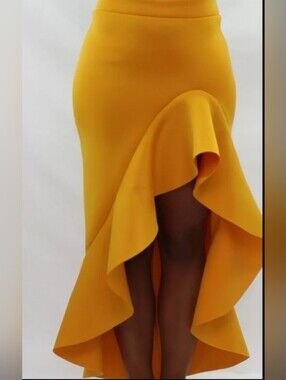 High-Low Ruffle Midi Skirt in Yellow Size M